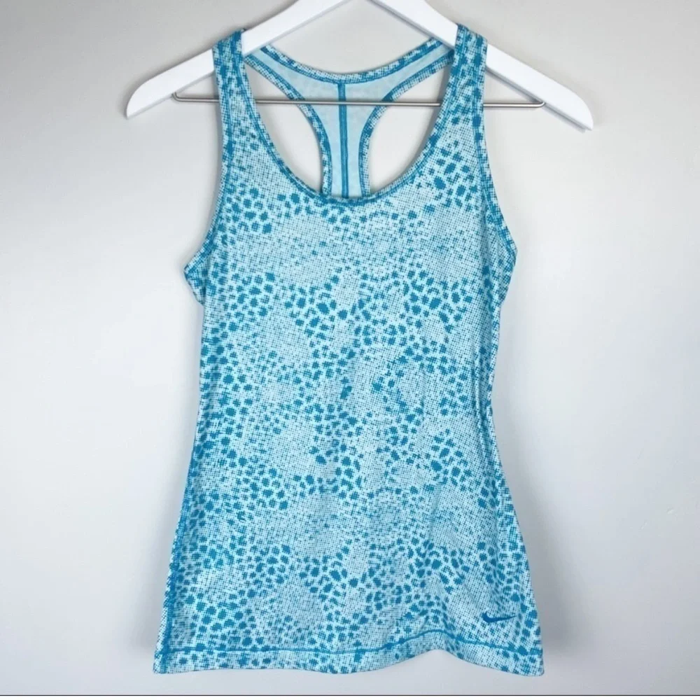 Nike Dri-Fit Slim Fit Racerback Sports Tank Size Small